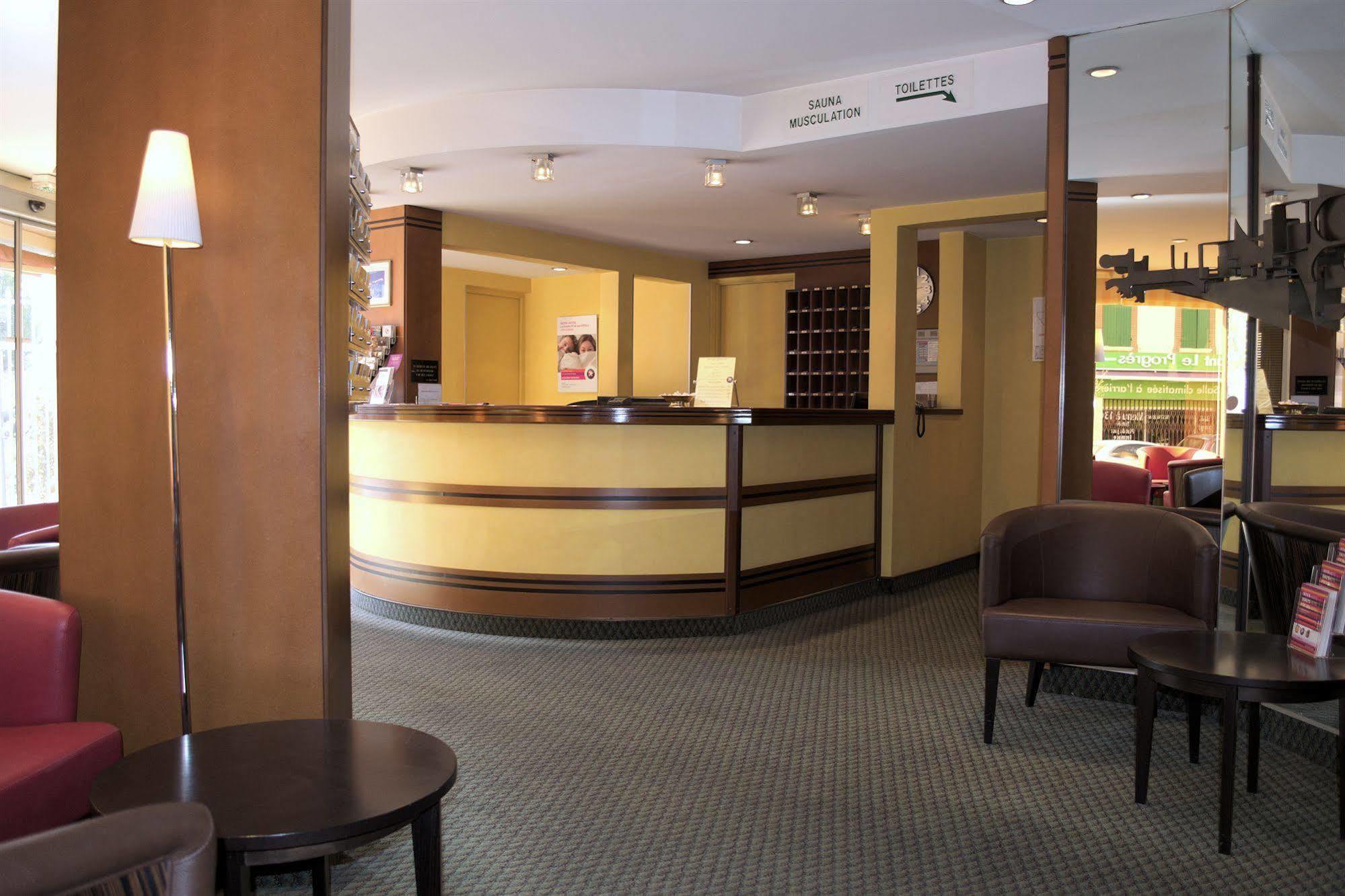 Inter-Hotel Toulouse Aeroport Бланьяк Экстерьер фото