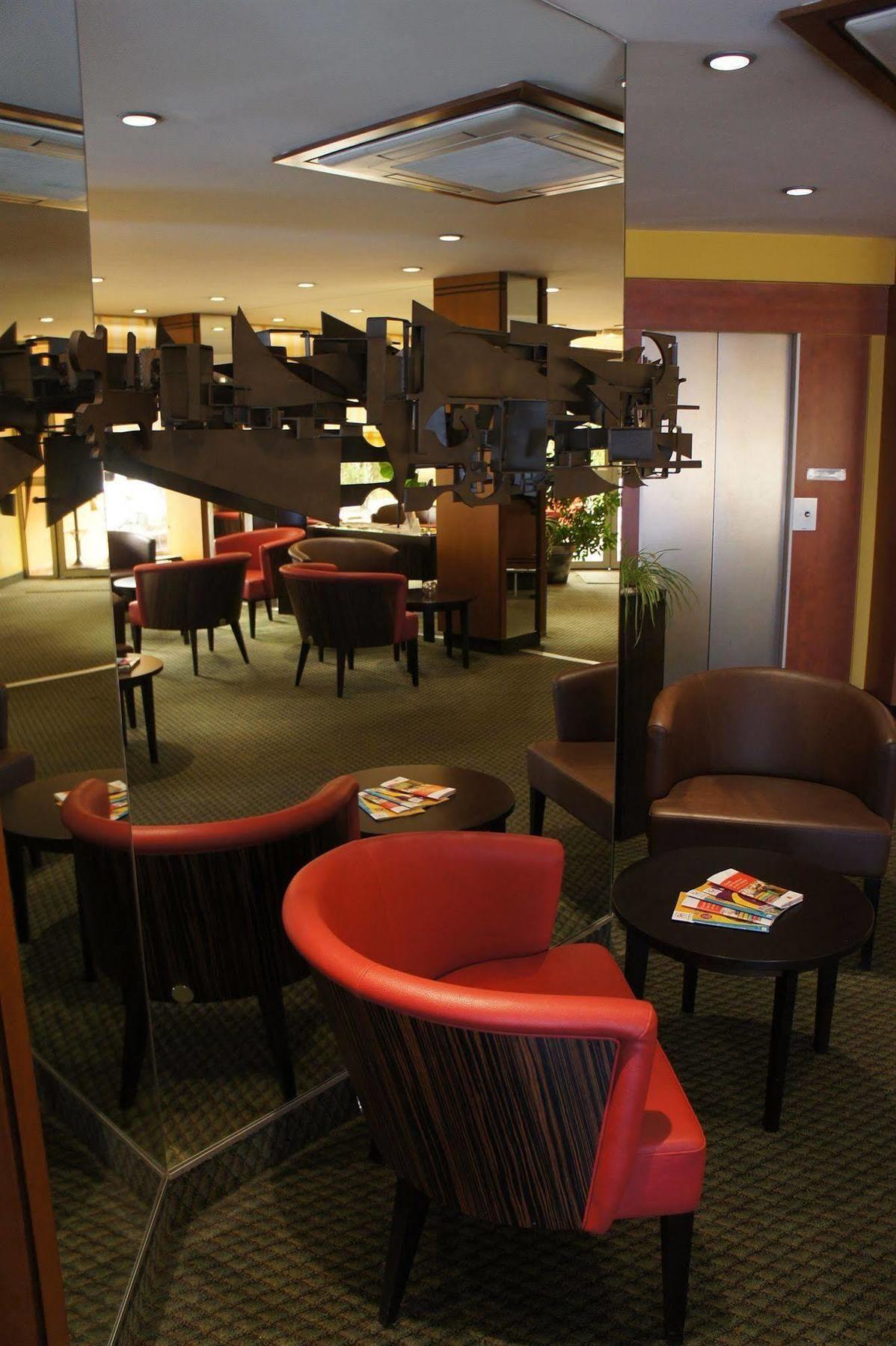 Inter-Hotel Toulouse Aeroport Бланьяк Экстерьер фото